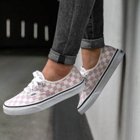 chalk pink checkerboard vans
